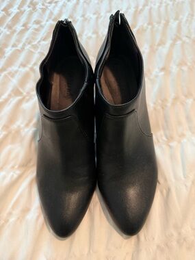 Life Stride Black women’s Chukka Ankle Boots